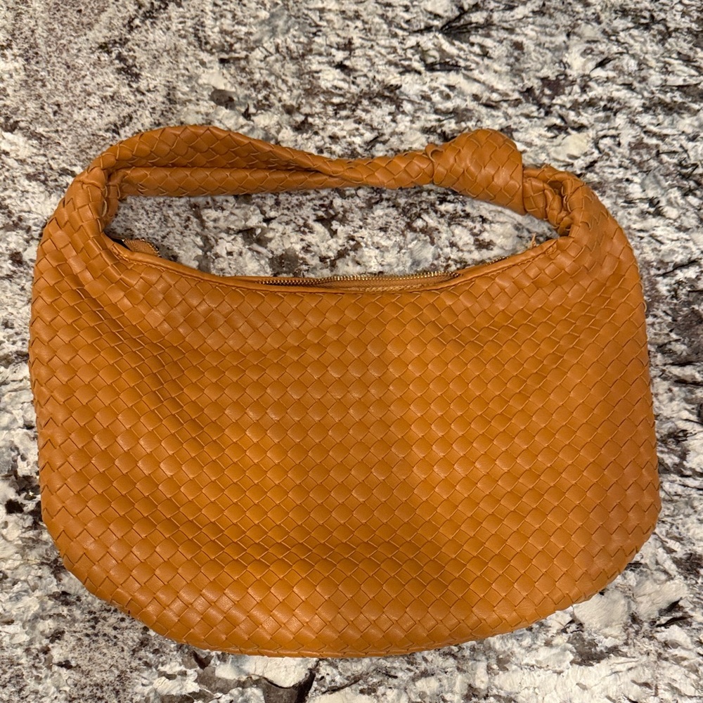 Melie Bianco caramel Brigitte crosshatch pattern hobo bag GUC